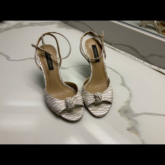 Ann Taylor Sandal size 7 - Picture 1 of 5